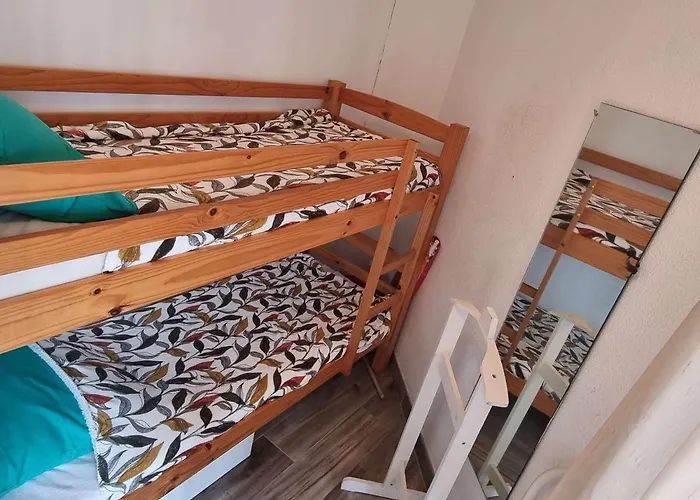 T2 Rénové Avec Piscine Et Parking à 50m De La Plage, Wifi Gratuite - Fr-1-607-91 *