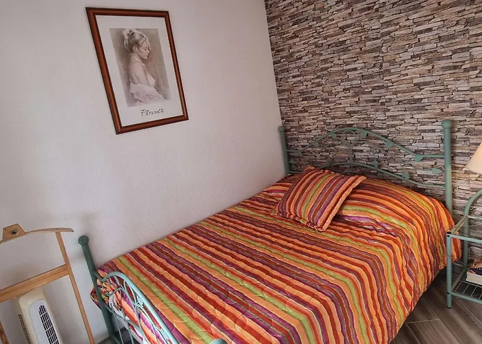 T2 Rénové Avec Piscine Et Parking à 50m De La Plage, Wifi Gratuite - Fr-1-607-91 Agde